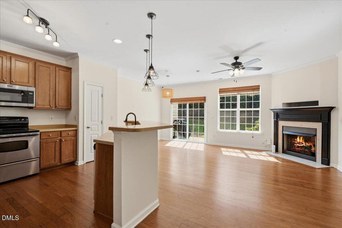 17-369 Red Elm Dr-17 - 369 Red Elm Drive, Durham, NC 27713, Durham