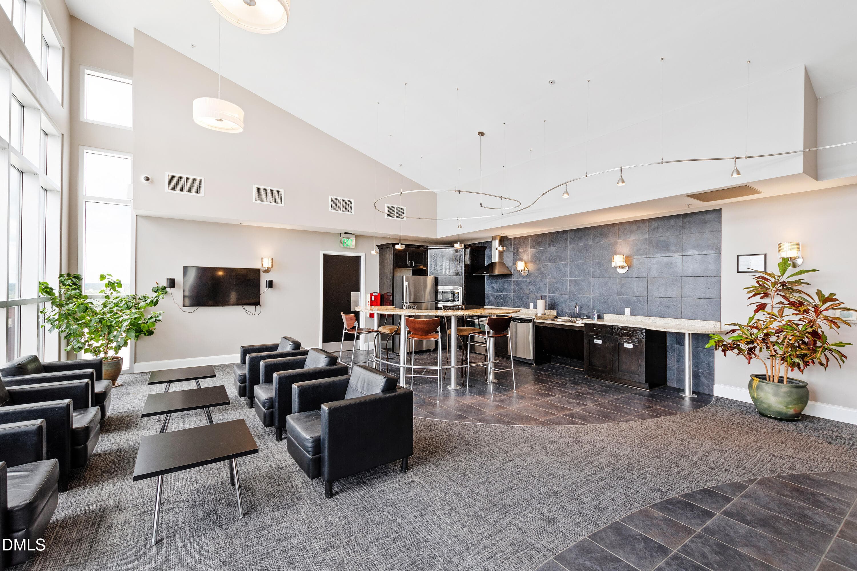 W North (1) - 400 W North Street 1604, Raleigh, NC 27603, Raleigh