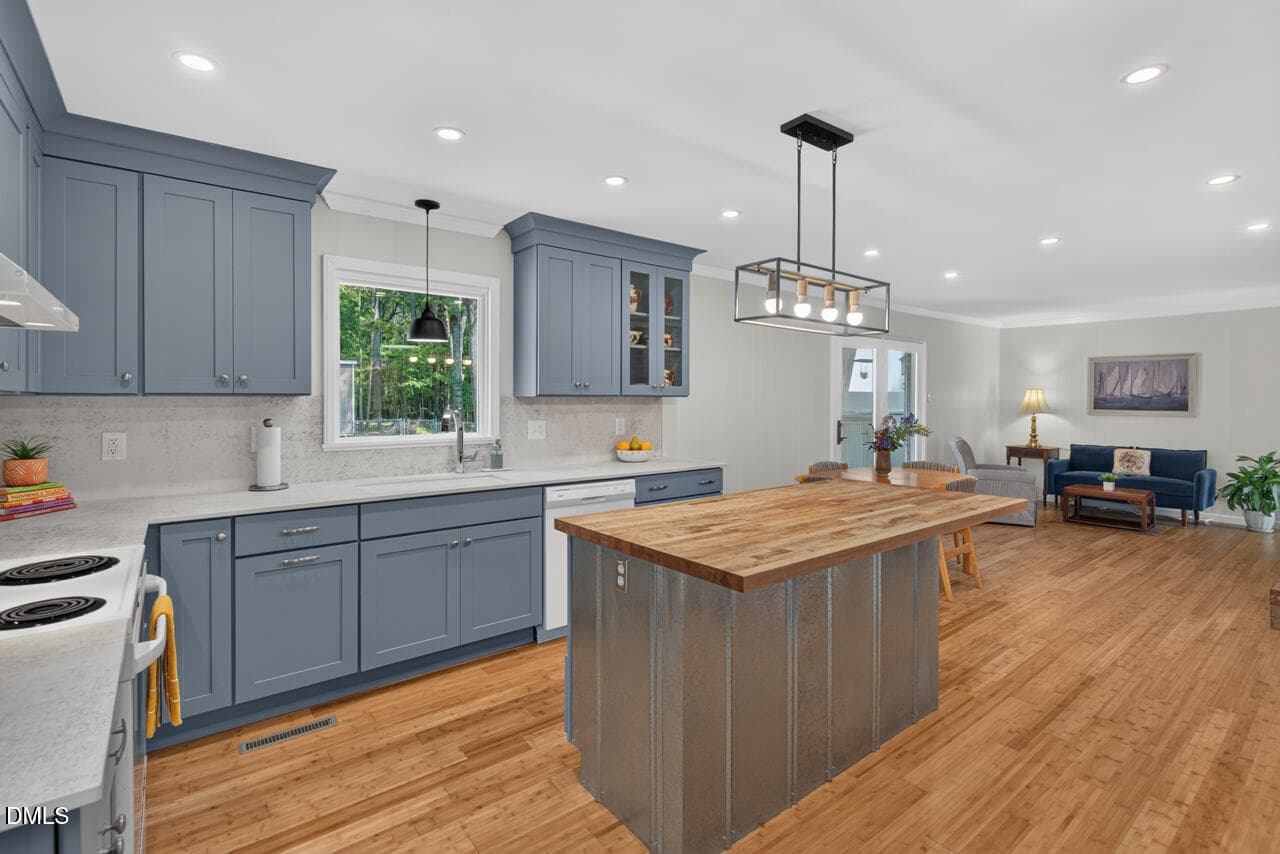 44 - 606 Crestview Drive, Durham, NC 27712, Durham