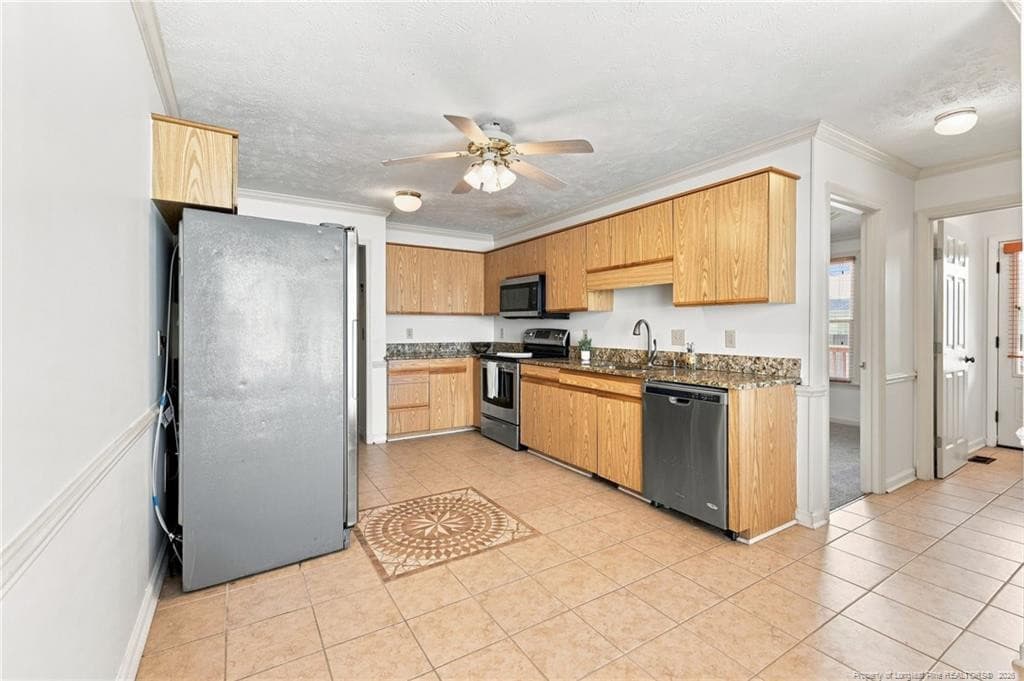Photo 10 - 940 Flintwood Road, Fayetteville, NC 28314, Fayetteville