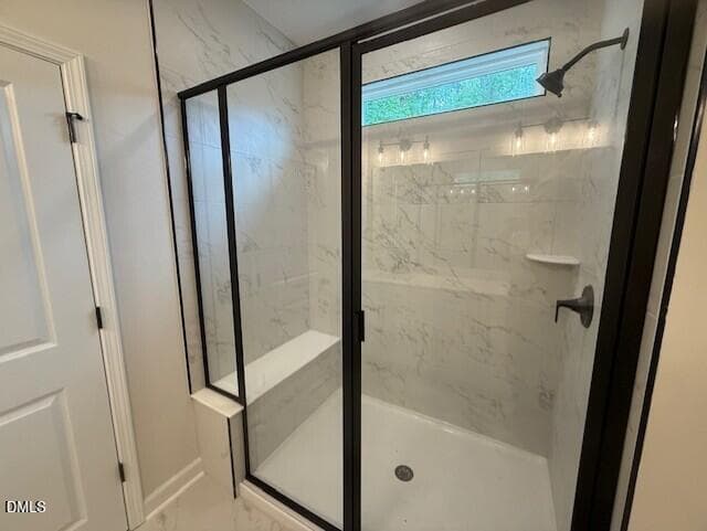 mtr 10 owners shower - 347 Queensferry Lane, Aberdeen, NC 28315