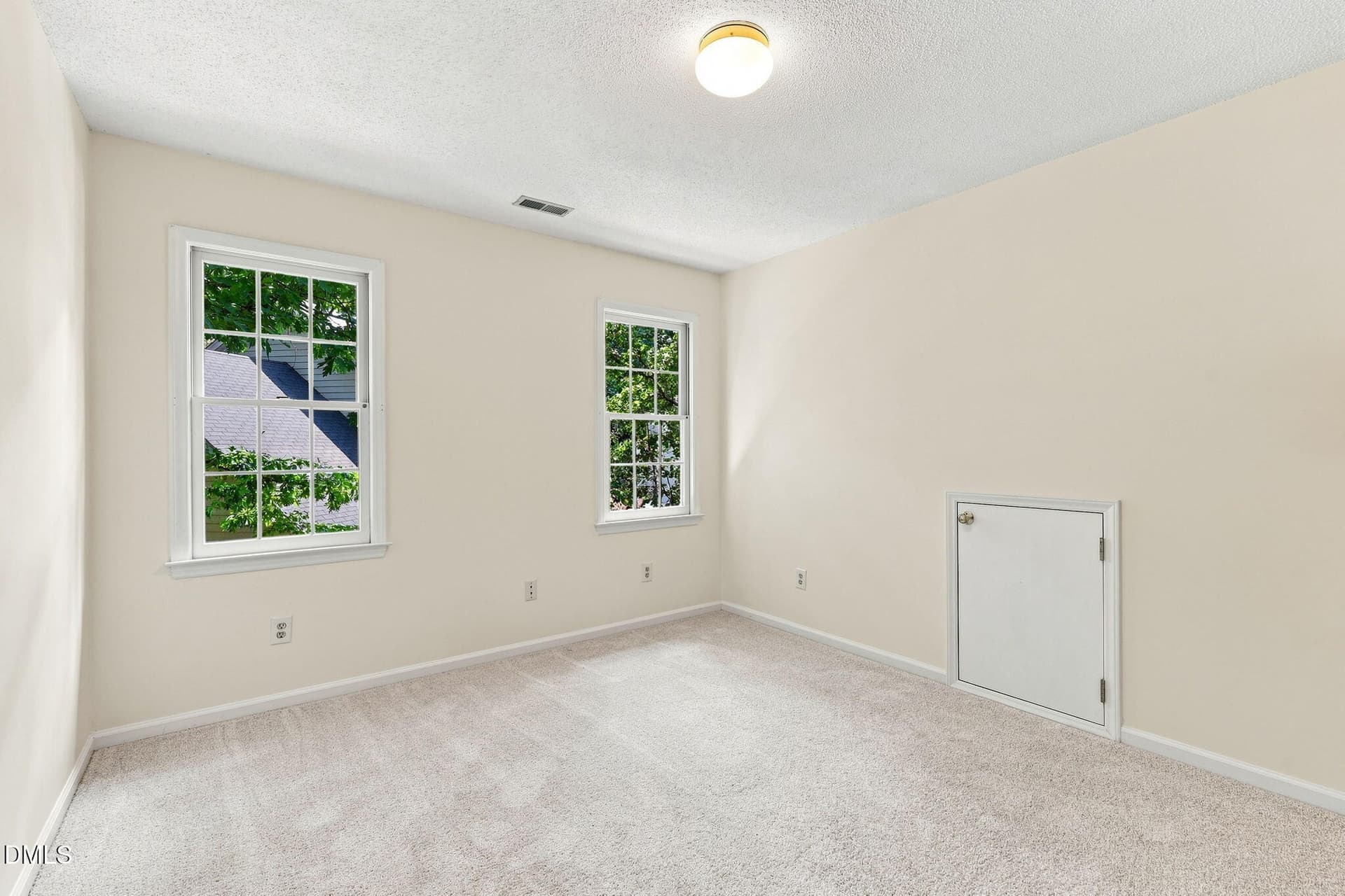 4-web-or-mls-IMG_0328 - 4305 Dinwiddie Court, Raleigh, NC 27604