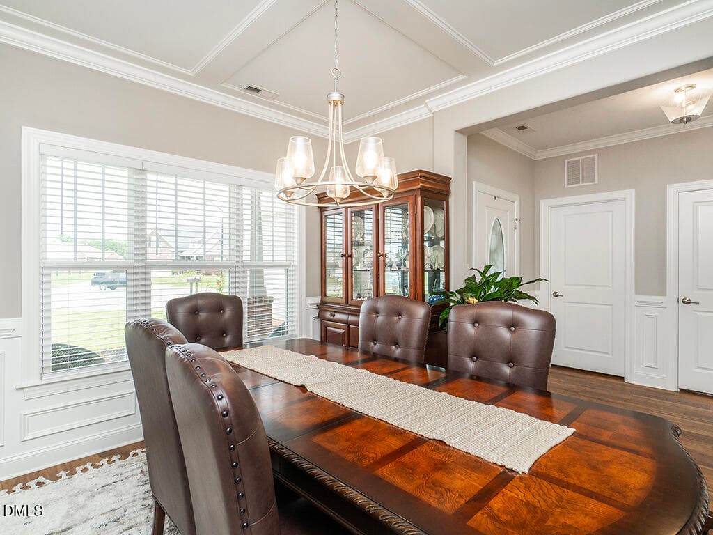 07 2125_KaneyDr Dining2_MLS - 2125 Kaney Drive, Graham, NC 27253