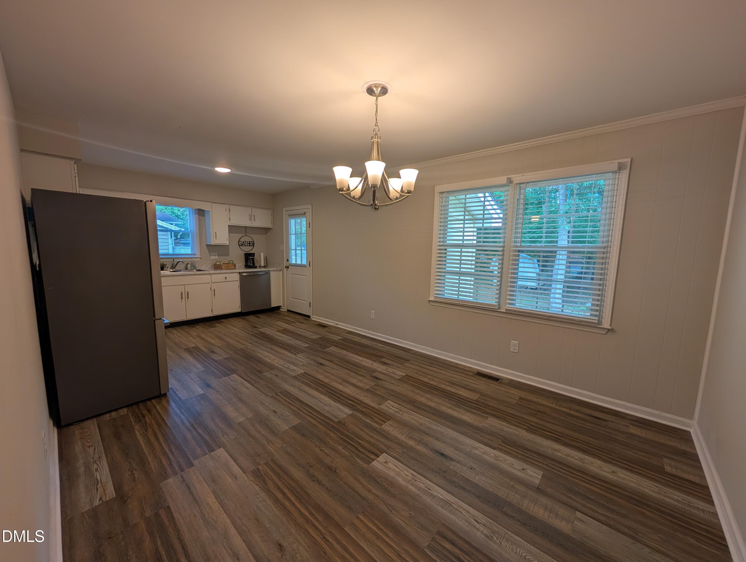 Dining Area - 118 E Mciver Street, Zebulon, NC 27597