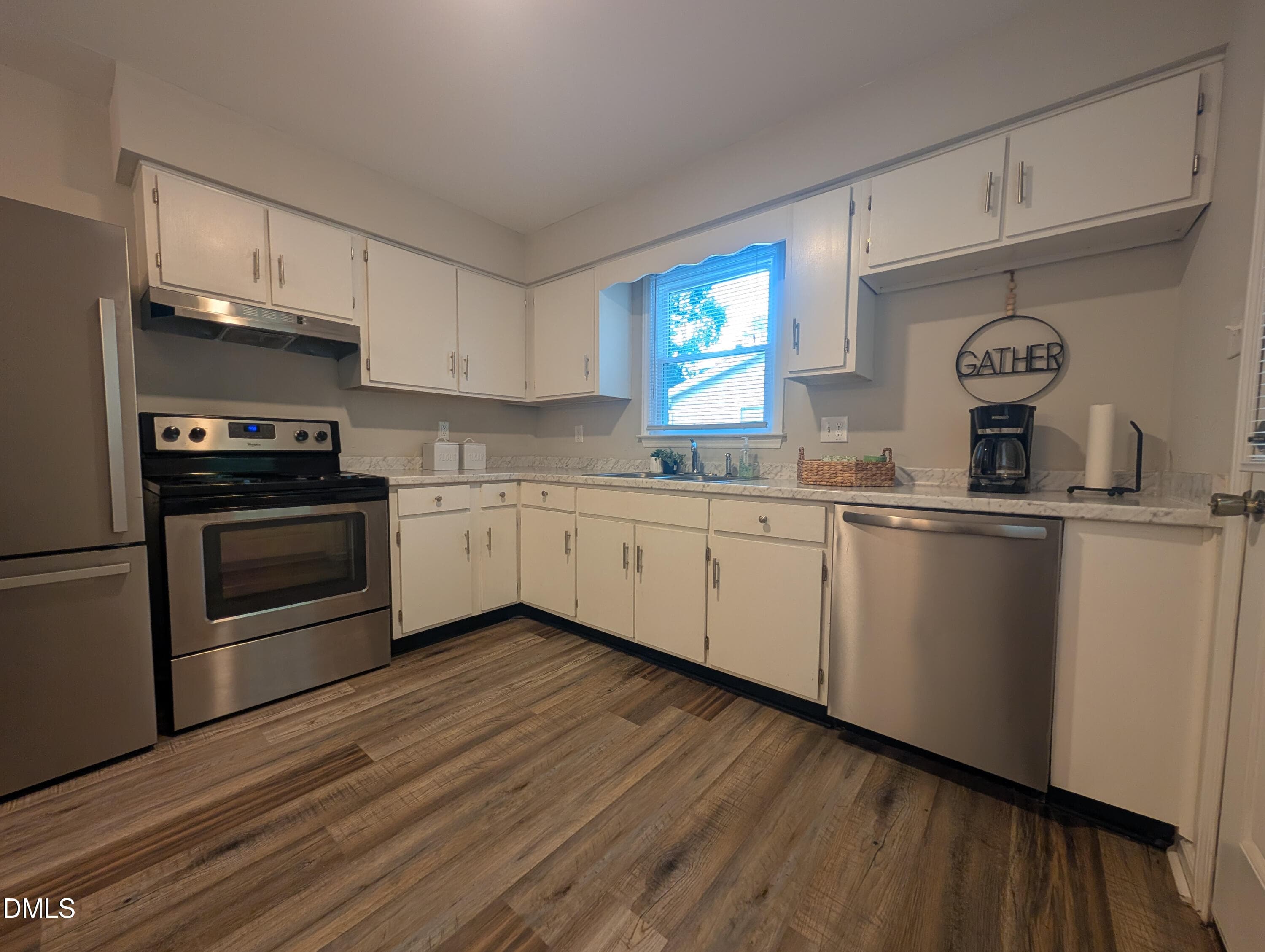 Kitchen - 118 E Mciver Street, Zebulon, NC 27597
