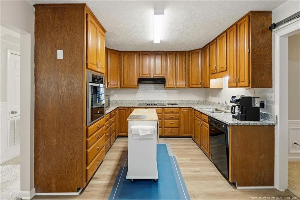 Photo 6 - 1310 Camelot Drive, Fayetteville, NC 28304, Fayetteville