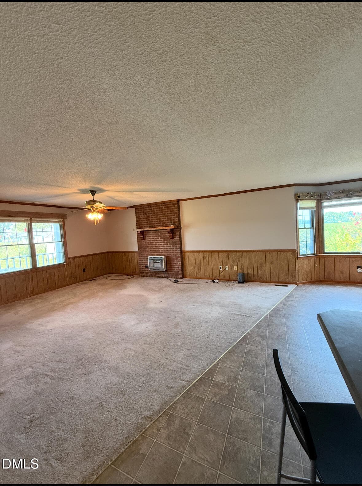 Carr church living room 2 - 352 Carr Church Road, Clinton, NC 28328