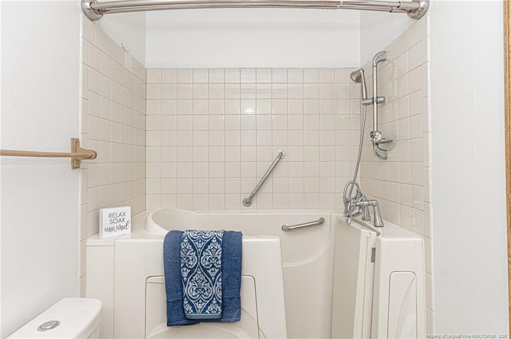 Photo 22 - 716 Galloway Drive, Fayetteville, NC 28303, Fayetteville