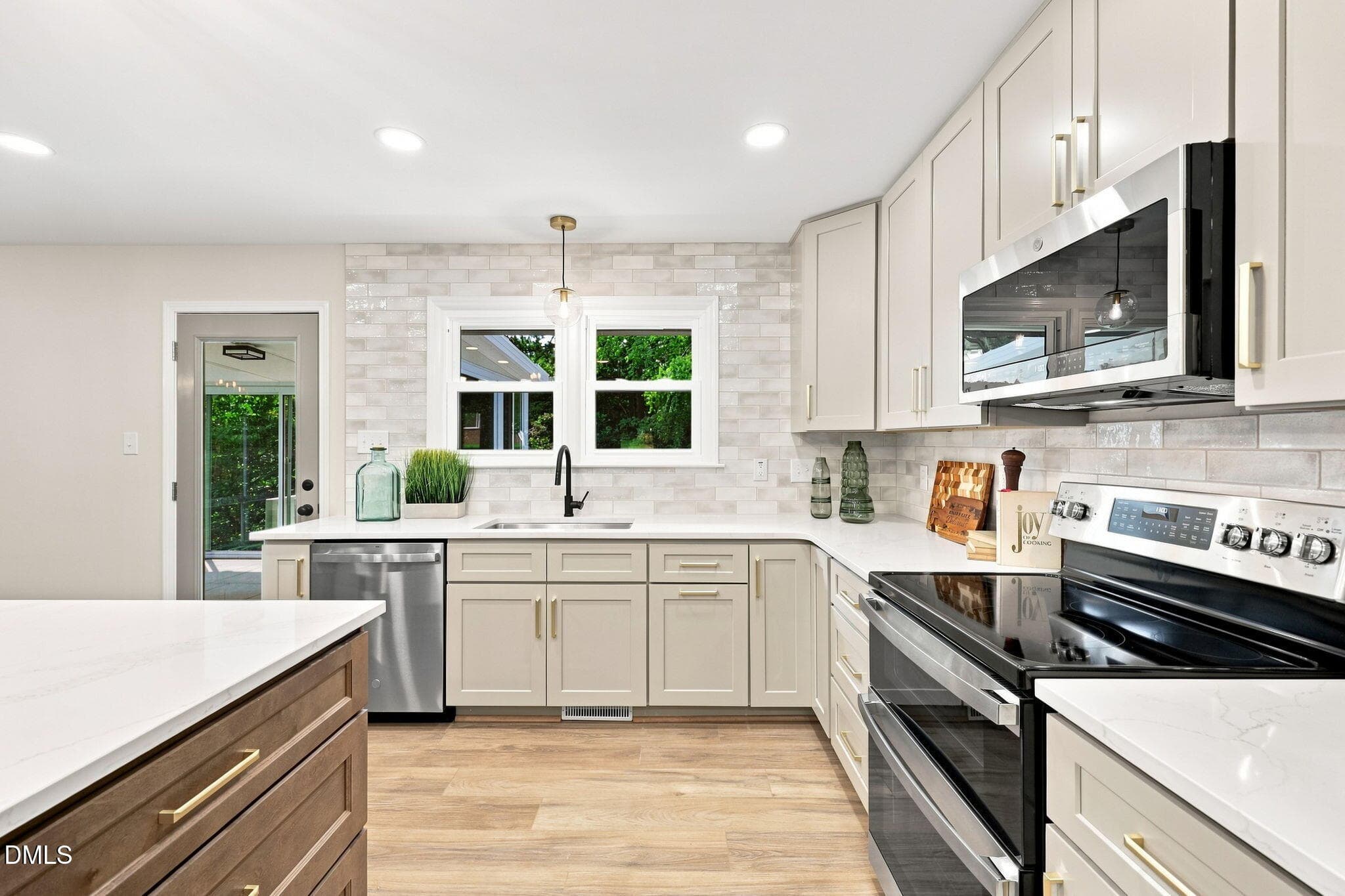 27-web-or-mls-IMG_1872 - 6220 Bramblewood Drive, Raleigh, NC 27612, Raleigh