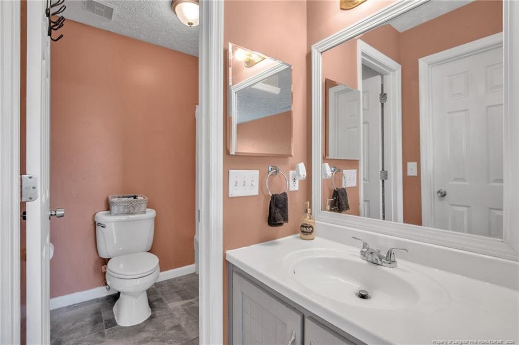 Photo 19 - 650 Georgetown Circle, Fayetteville, NC 28314