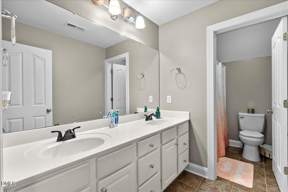 35-IMG_0518 - 321 Hedrick Drive, Henderson, NC 27537