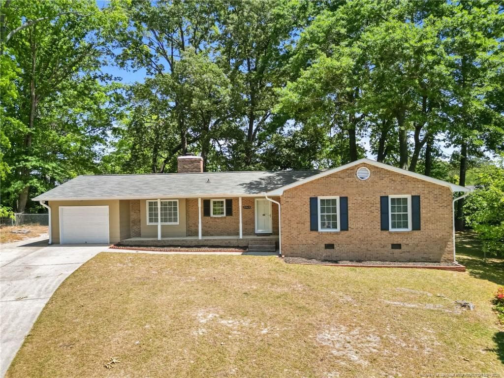 Photo 2 - 5969 Tamworth Court, Fayetteville, NC 28314, Fayetteville