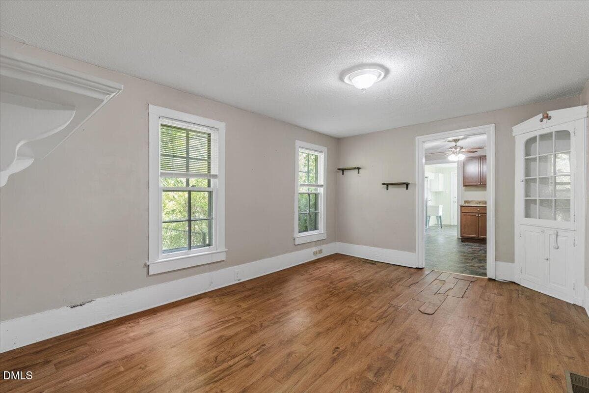 17-700 N Webb St - 700 N Webb Street, Selma, NC 27576