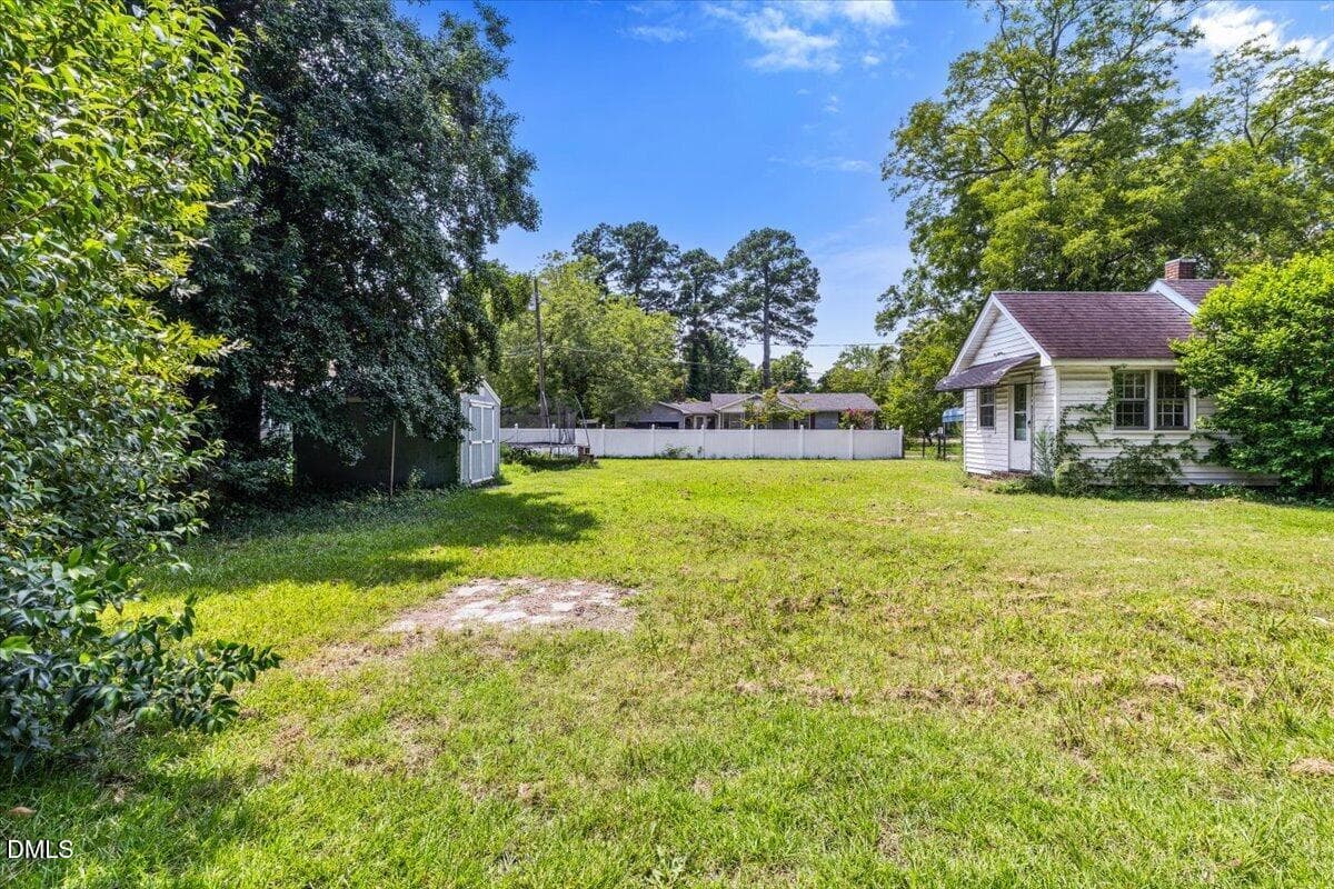 34-700 N Webb St - 700 N Webb Street, Selma, NC 27576