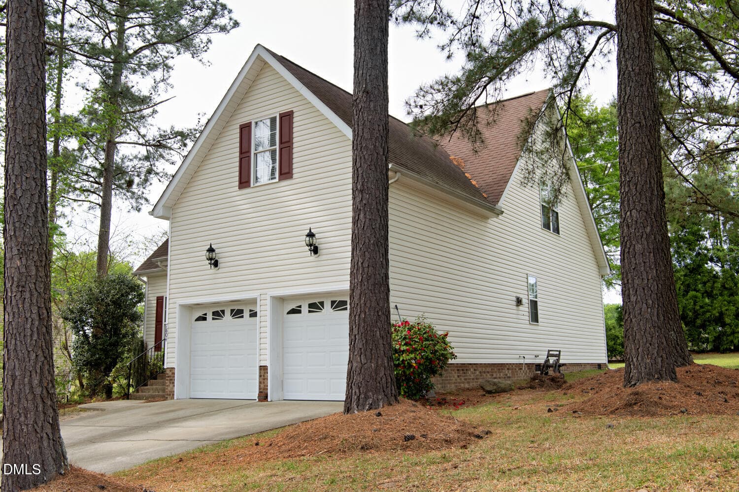 17Web Ready-NCR_7069-HDR-Edit - 7804 Lagenaria Drive, Angier, NC 27501
