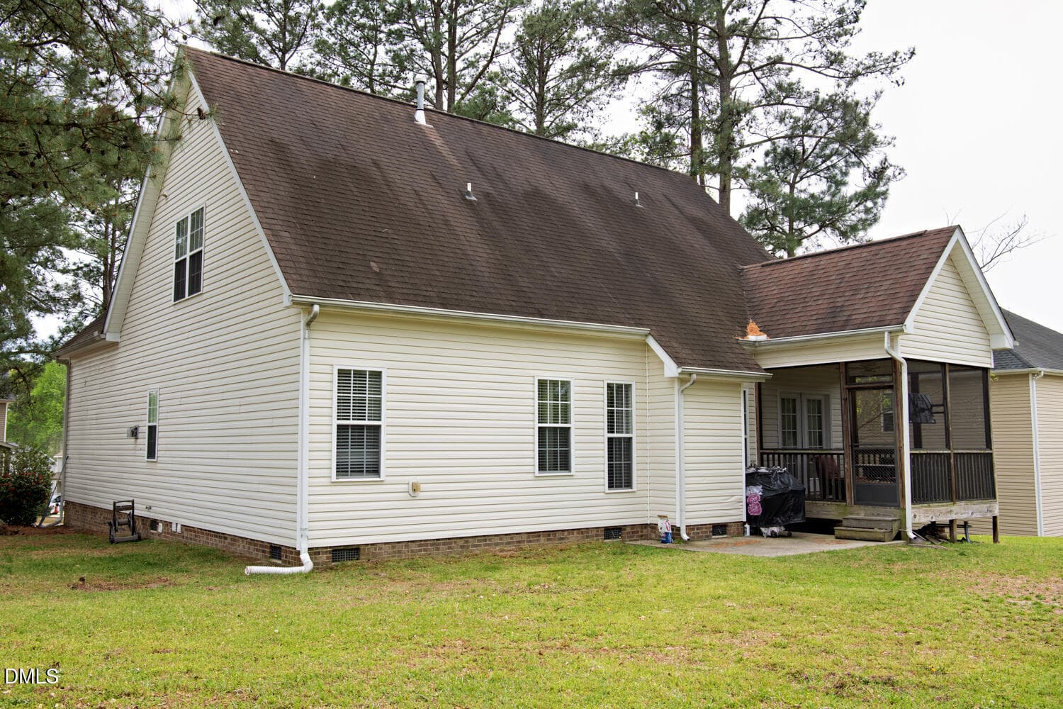 18Web Ready-NCR_7074-HDR-Edit - 7804 Lagenaria Drive, Angier, NC 27501
