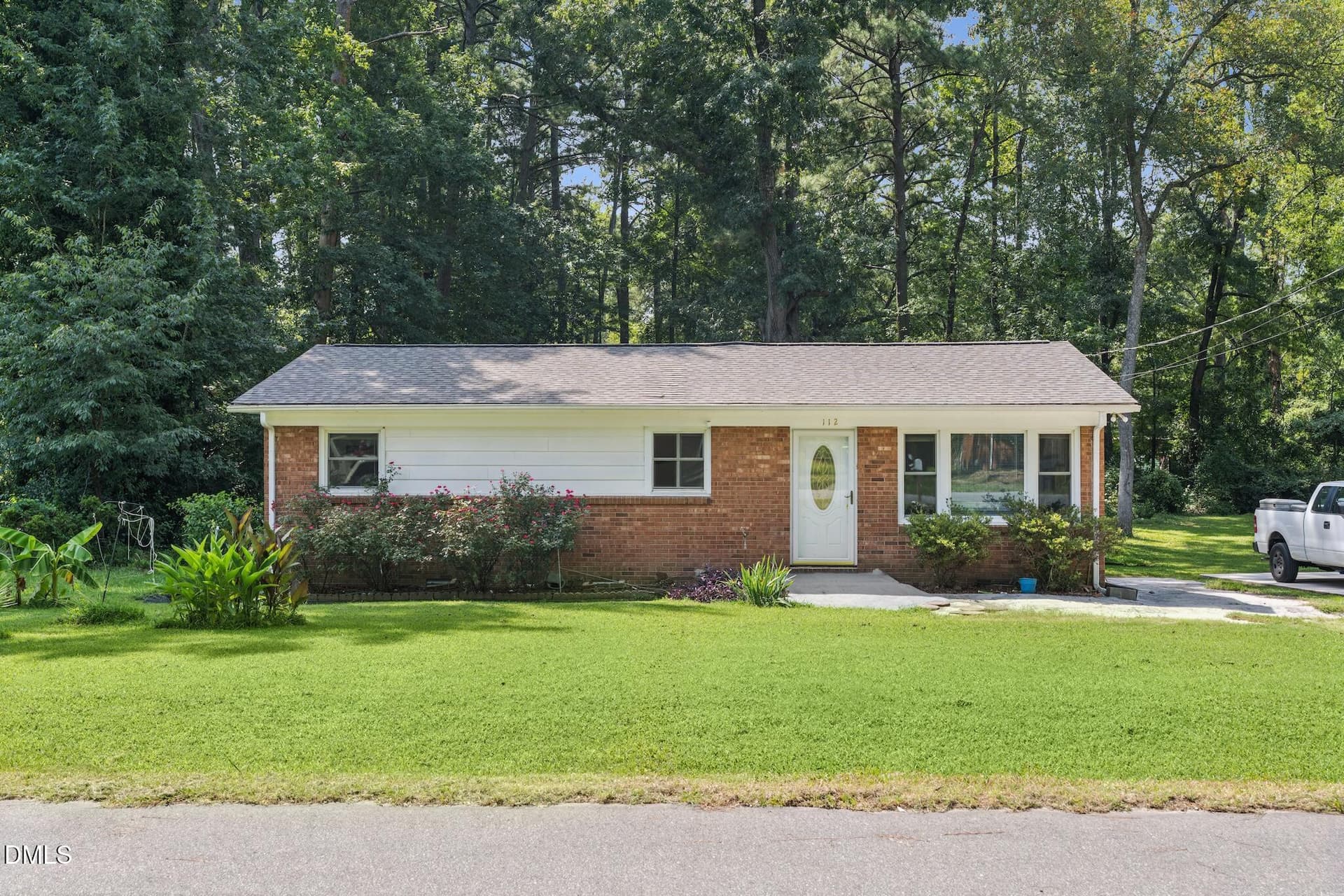 DSC07920 - 112 E Franklin Street, Zebulon, NC 27597
