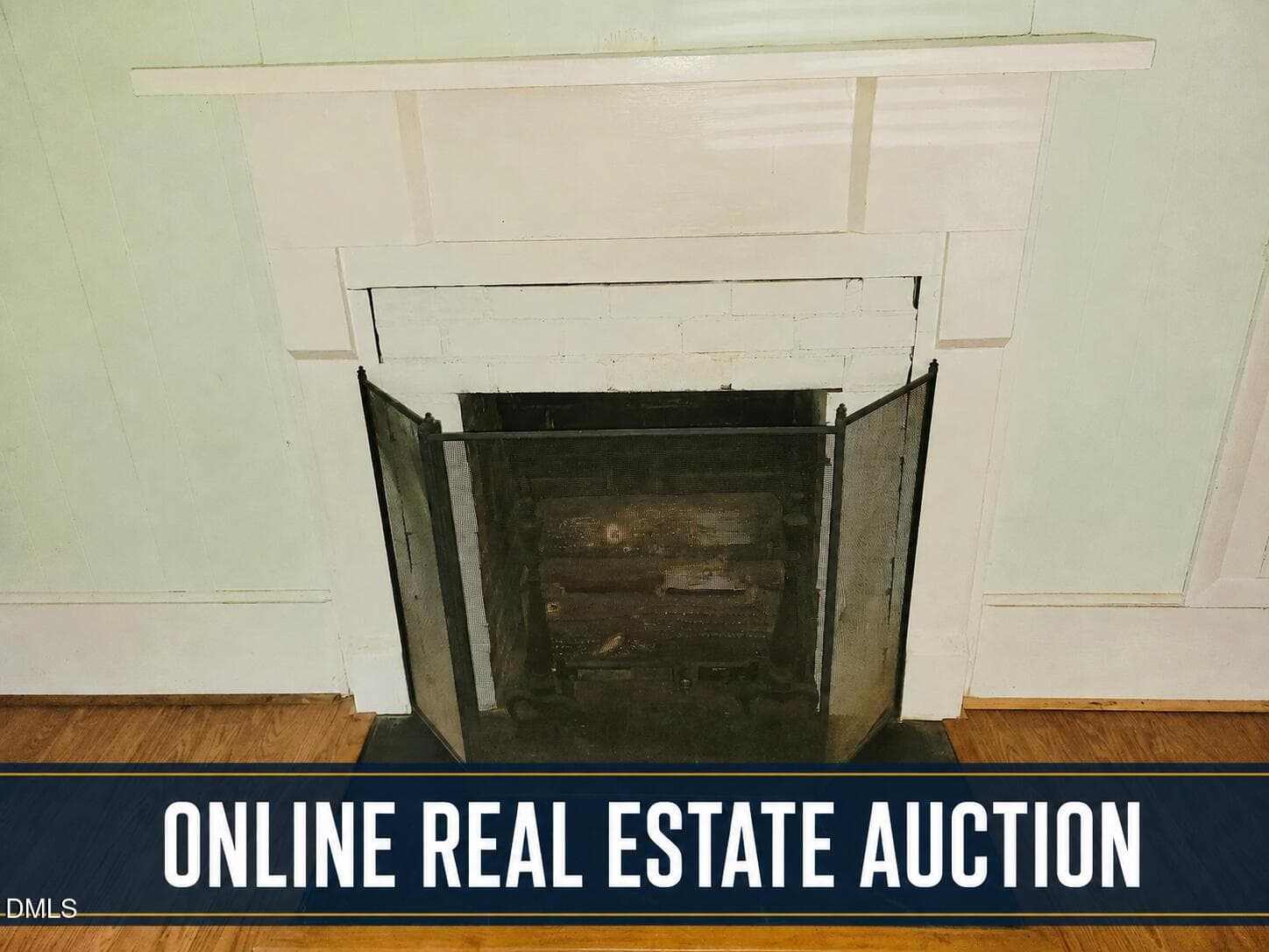 Gas Log Fireplace - 536 Patrick Street, Eden, NC 27288