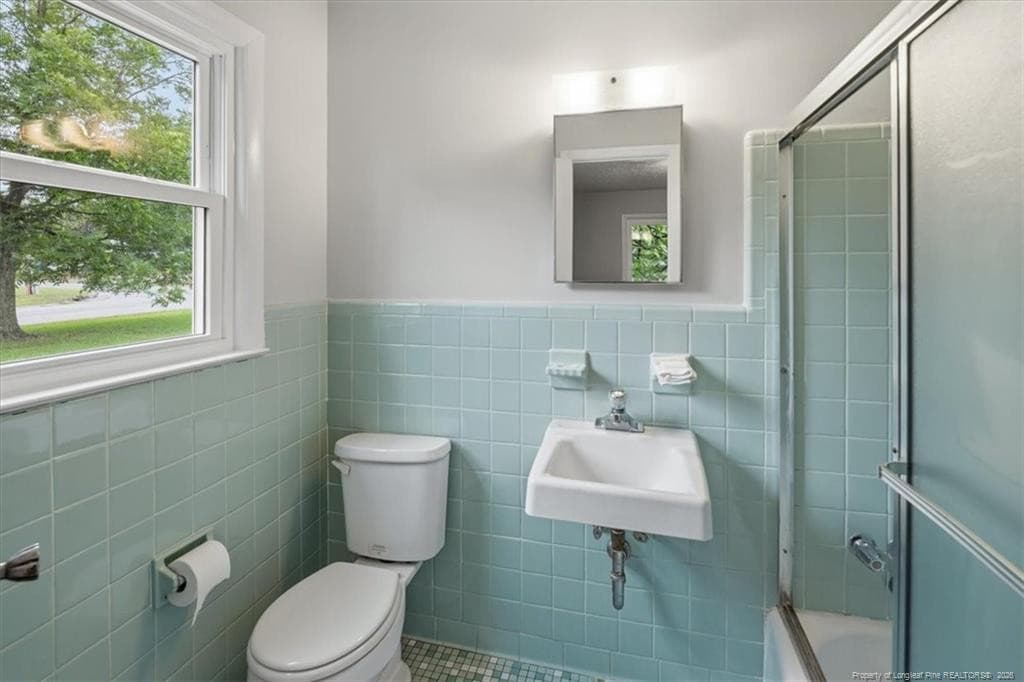 Photo 17 - 1451 Greenock Avenue, Fayetteville, NC 28304, Fayetteville