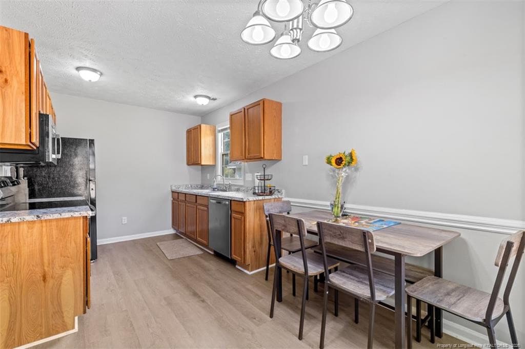 Photo 8 - 6430 Applewhite Road, Fayetteville, NC 28304, Fayetteville