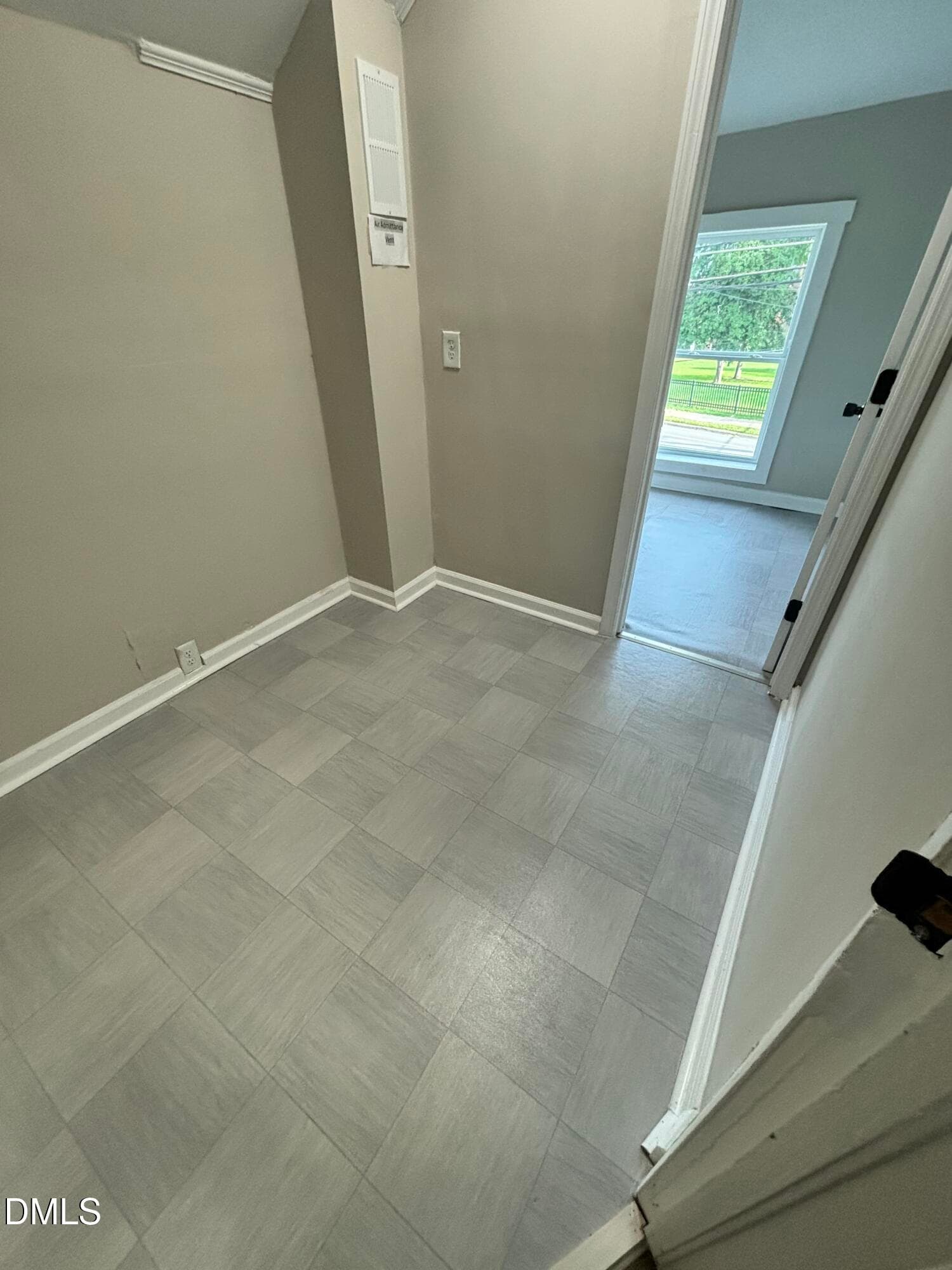 1000077485 - 1310 Oakwood Avenue, Raleigh, NC 27610, Raleigh