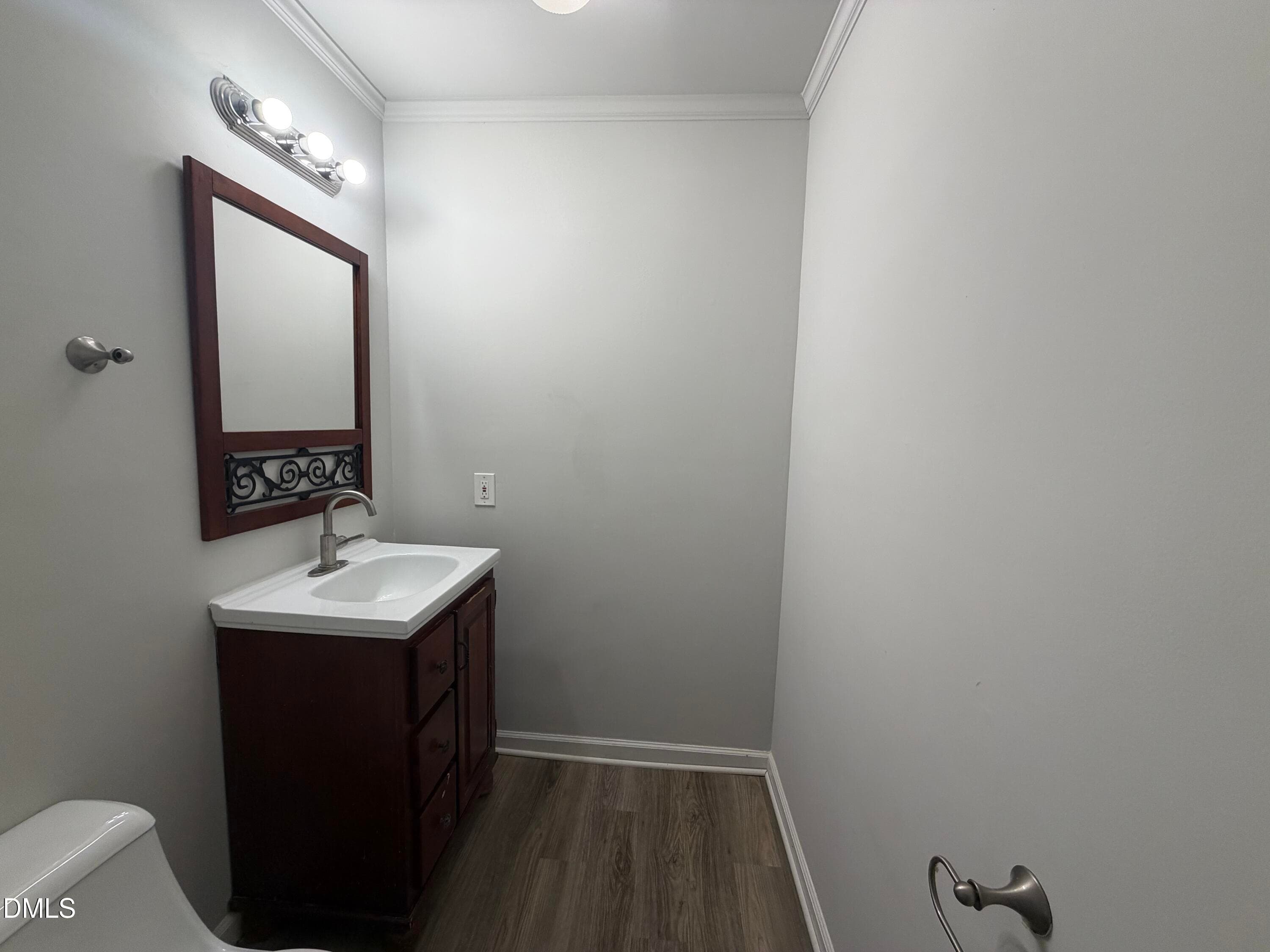 listing_4 - 4305 Kaplan Drive, Raleigh, NC 27606, Raleigh