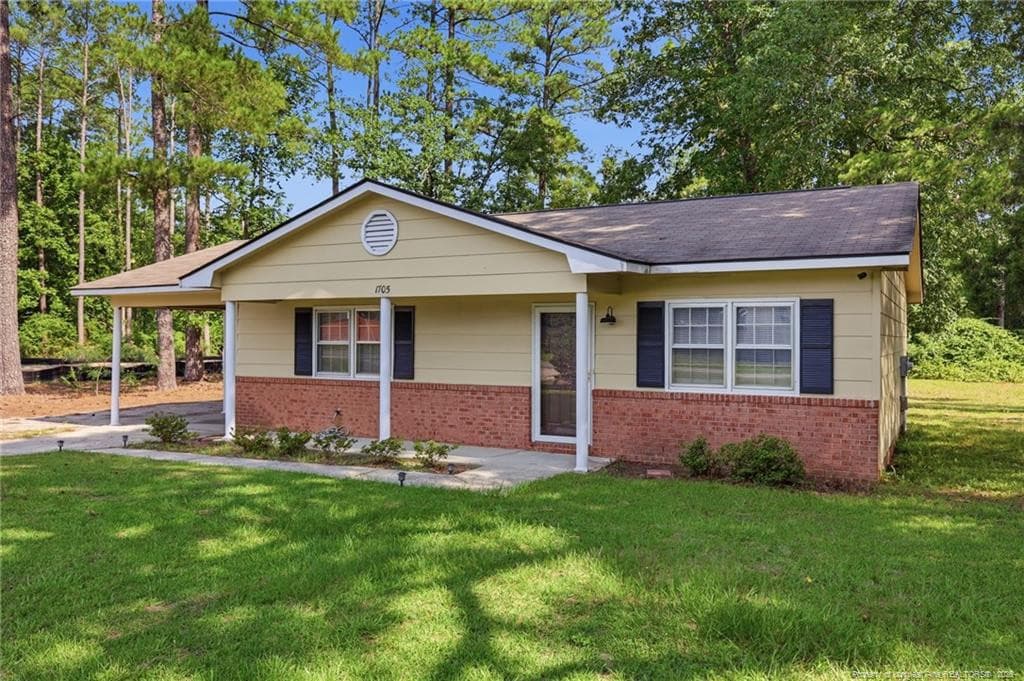 Photo 3 - 1705 Sand Hill Road, Hope Mills, NC 28348