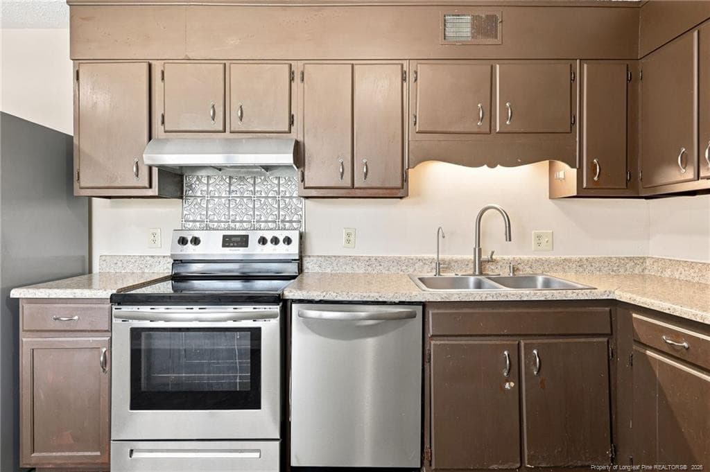 Photo 6 - 1705 Sand Hill Road, Hope Mills, NC 28348