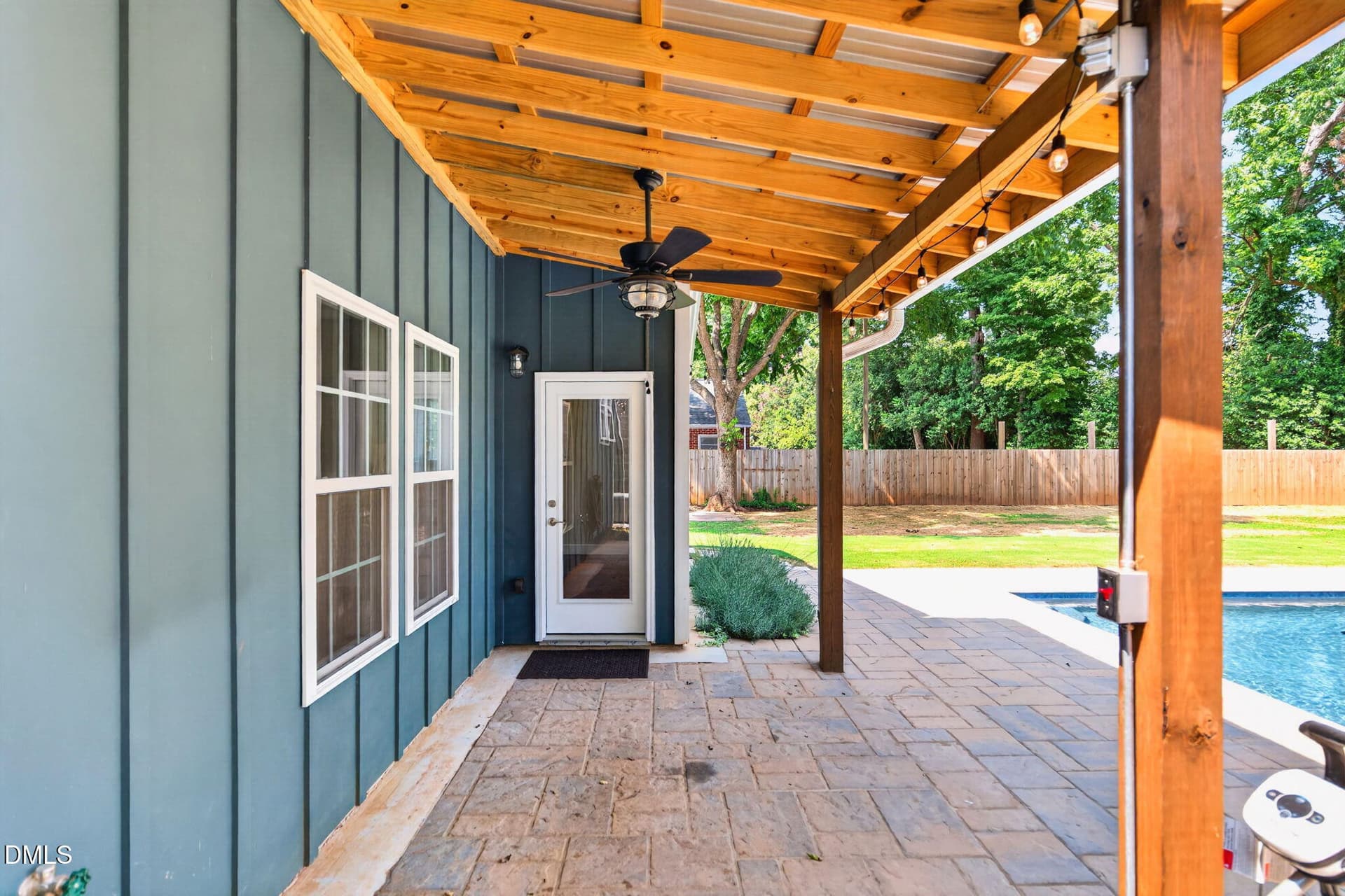 50-web-or-mls-P1036894 - 309 N Maple Street, Graham, NC 27253