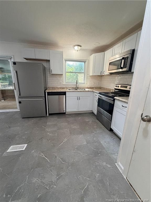 Photo 5 - 1932 Ashton Road, Fayetteville, NC 28304, Fayetteville