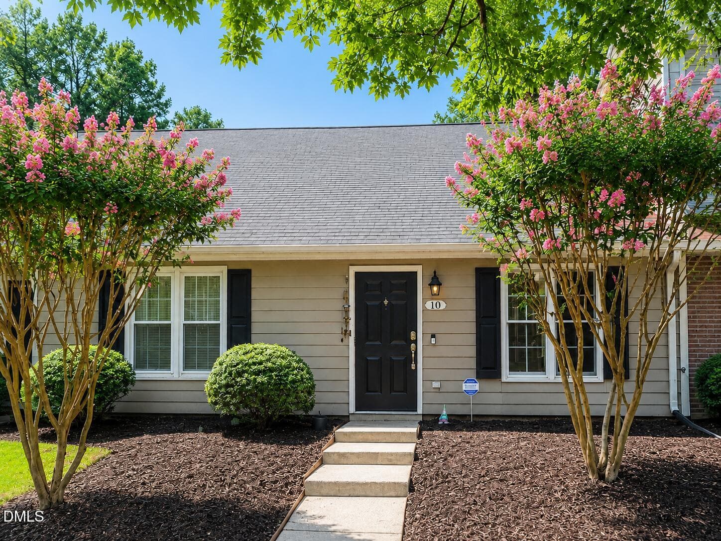 10 Crystal Oaks Court, Durham, NC 27707