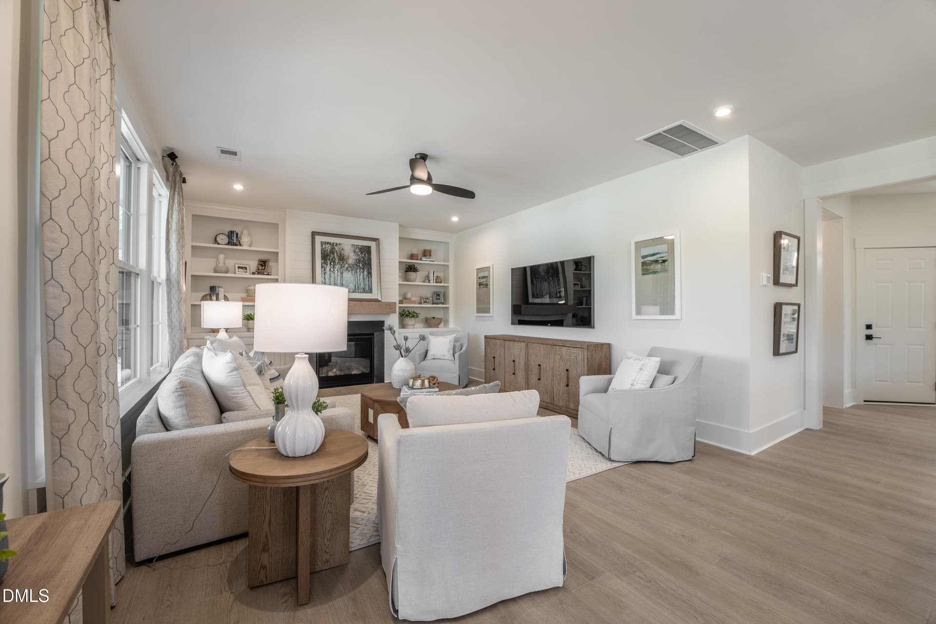 20 HHHunt Homes - Chatham- Family Room - 370 Glade Drive, Aberdeen, NC 28315