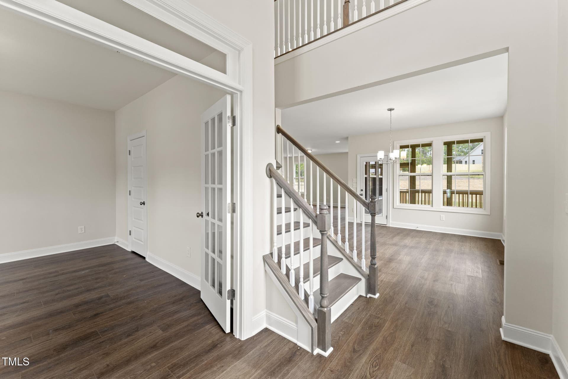 001_Winslow_Foyer - 134 Ivy Ridge Road, Chapel Hill, NC 27516