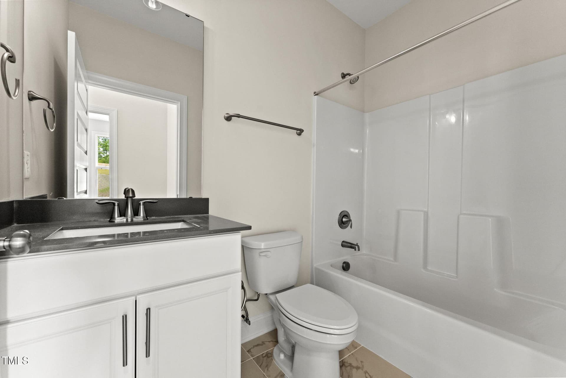 015_Winslow_Optional Guest Bath - 134 Ivy Ridge Road, Chapel Hill, NC 27516
