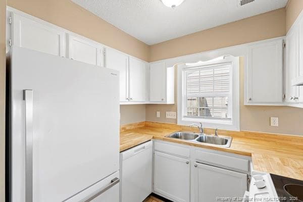 Photo 9 - 5591 Windy Knoll Place, Fayetteville, NC 28304, Fayetteville