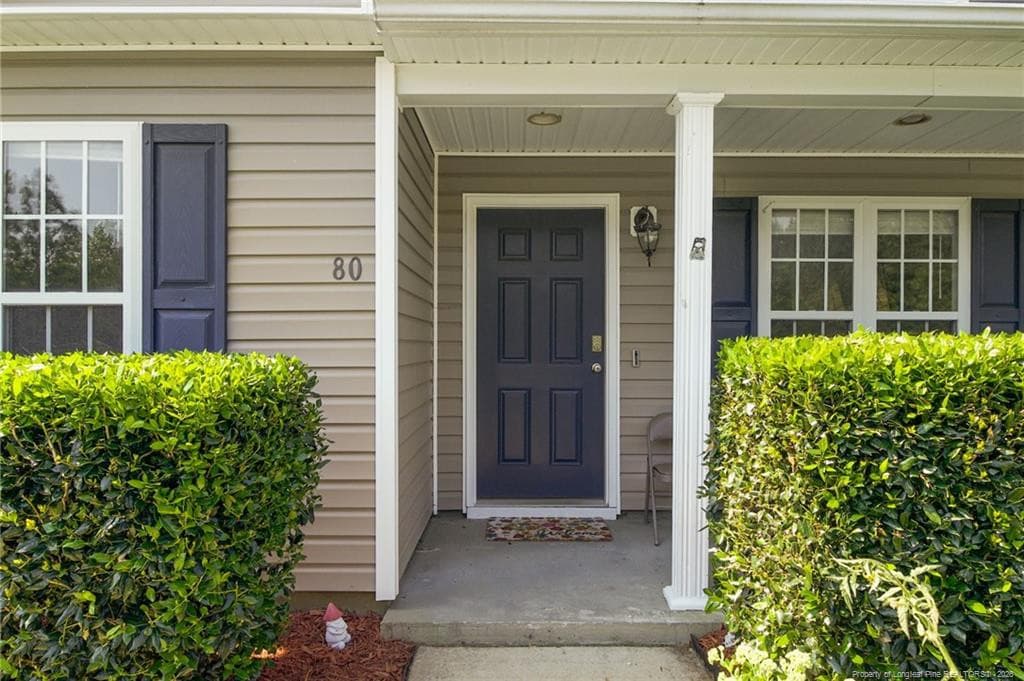 Front entrance - 80 Chinkapin Oak Circle, Bunnlevel, NC 28323