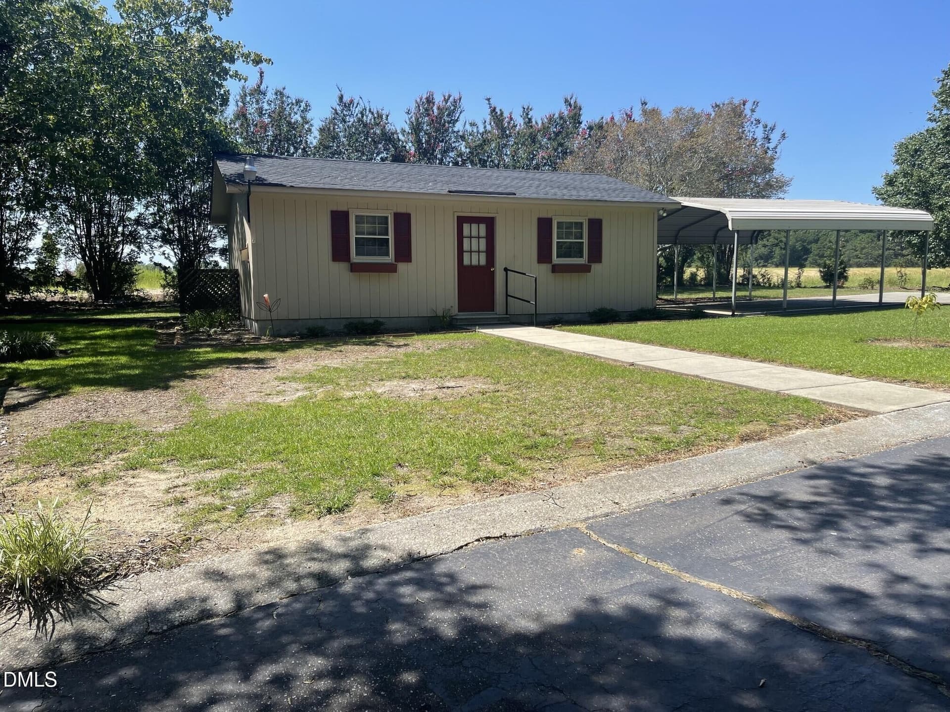 IMG_8701 - 456 S Raleigh Street, Angier, NC 27501