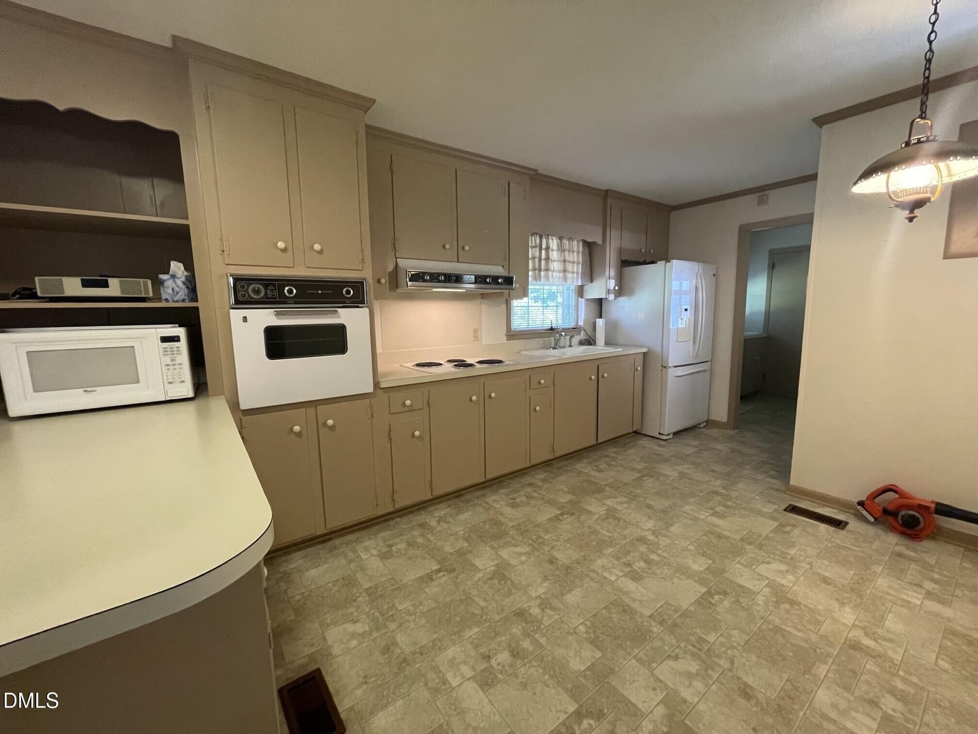 IMG_8724 - 456 S Raleigh Street, Angier, NC 27501