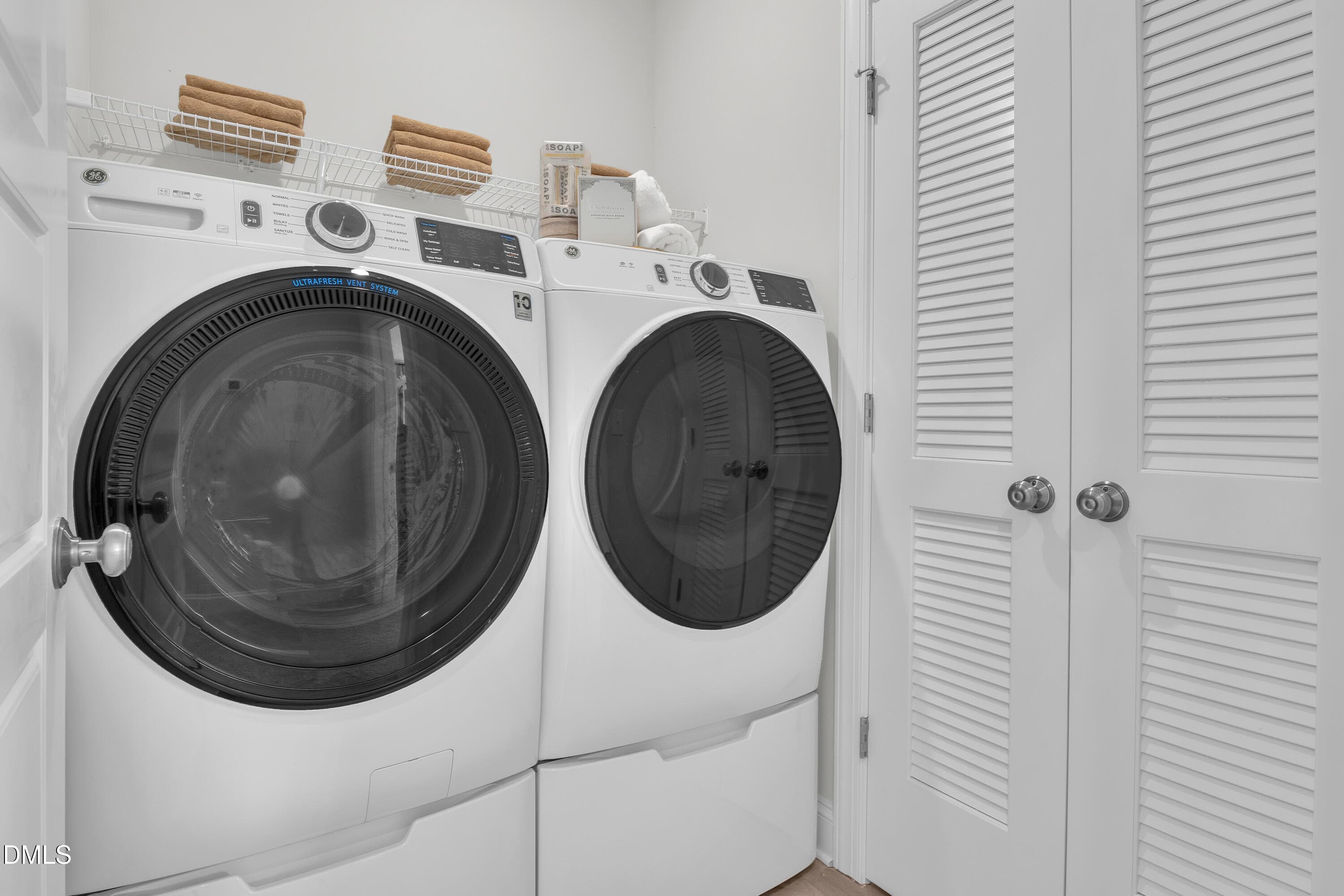 Walk-In Laundry Room - 1305 Granholm Road 309, Cary, NC 27519, Cary