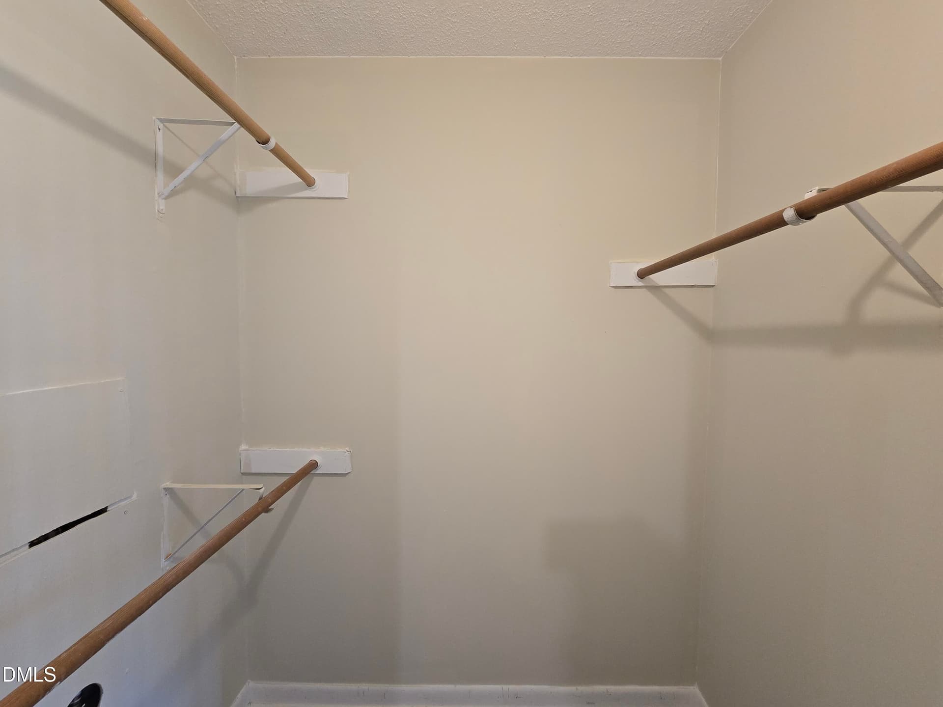 20260107_124128 - 3071 Huntleigh Drive, Raleigh, NC 27604