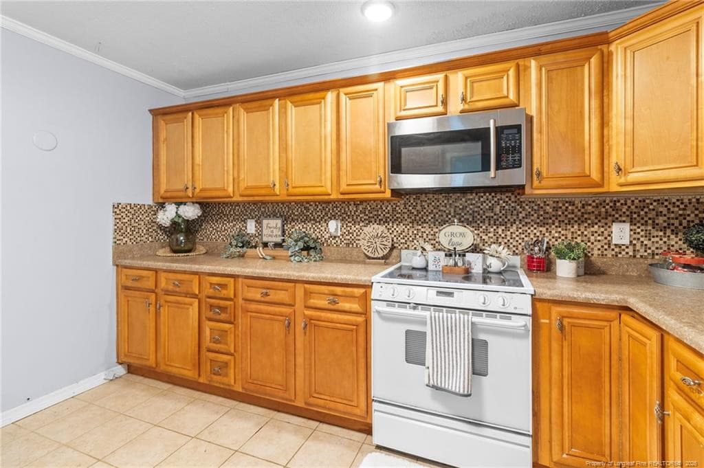 Photo 10 - 354 Summer Hill Road, Fayetteville, NC 28303, Fayetteville