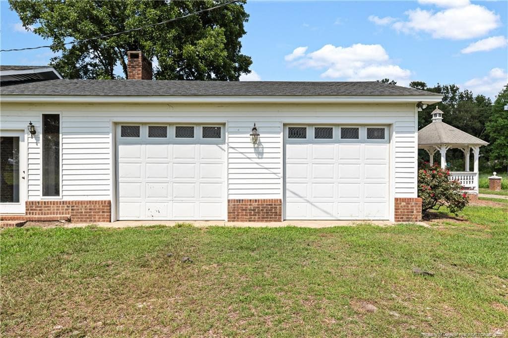 Photo 30 - 12785 421 Highway N, Newton Grove, NC 28366