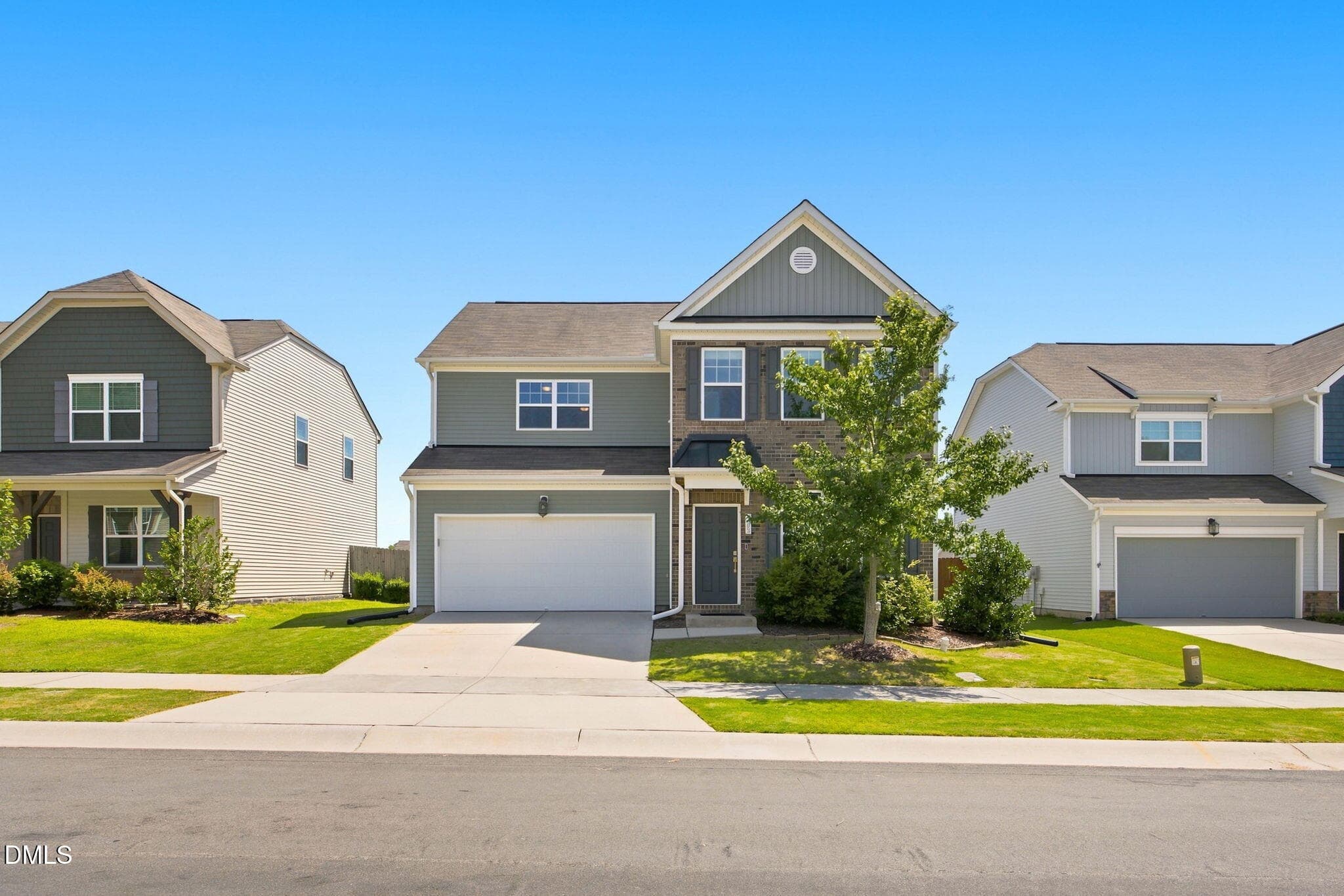 2-web-or-mls-484A_0946 - 703 Starry Sky Drive, Durham, NC 27703, Durham