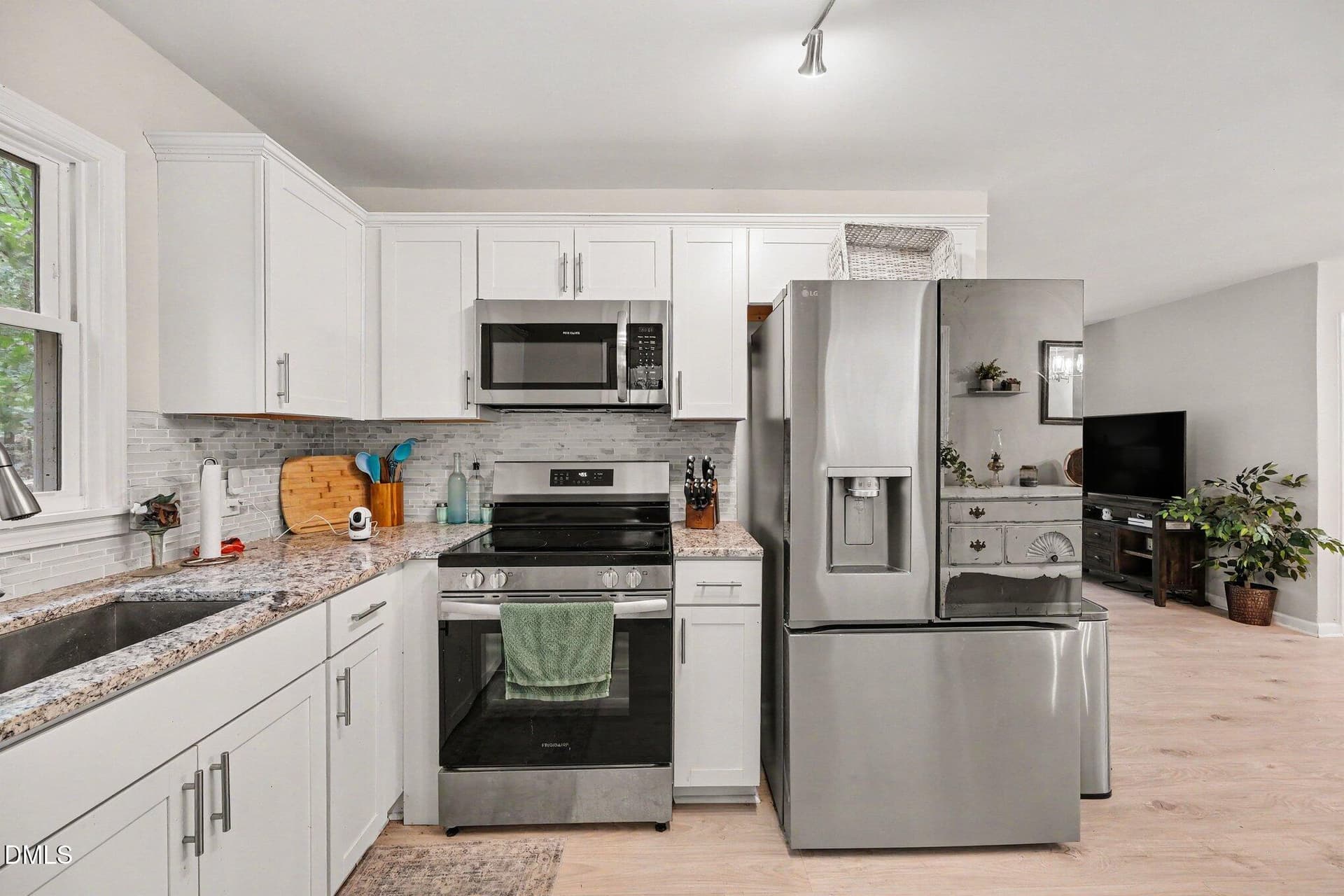 10 Kitchen - 57 Natchez Trace, Fuquay Varina, NC 27526