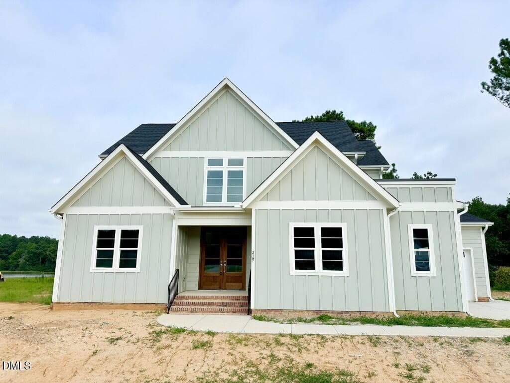 215 Broadleaf Lane, Youngsville, NC 27596