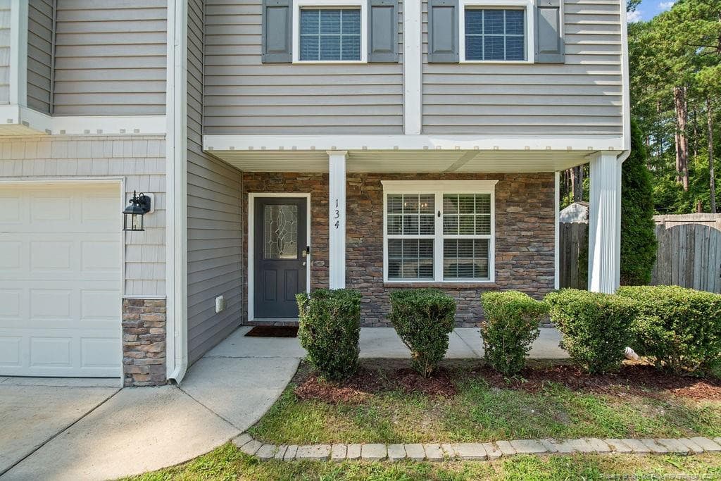 Photo 3 - 134 Stone Chase Way, Spring Lake, NC 28390