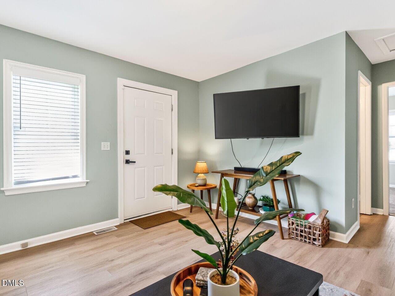 004-1280x960-living-room - 418 N Allen Road, Wake Forest, NC 27587