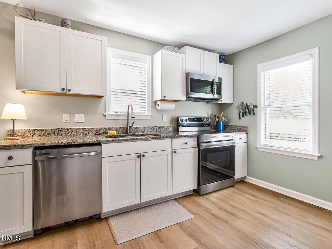 010-1280x960-kitchen - 418 N Allen Road, Wake Forest, NC 27587