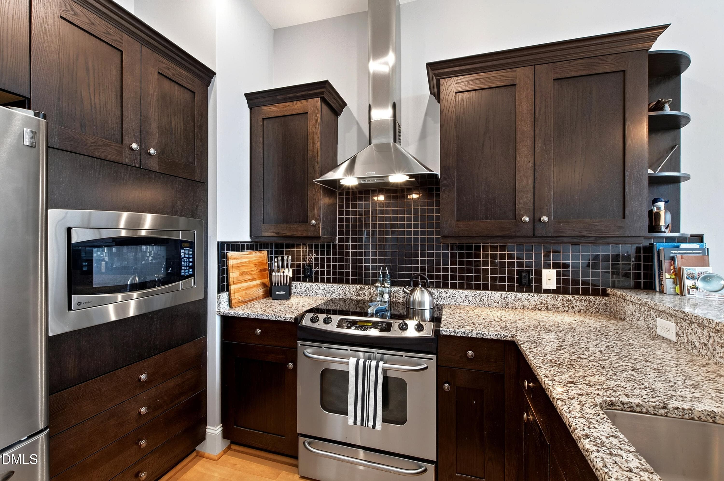 W North (33) - 400 W North Street 1604, Raleigh, NC 27603, Raleigh
