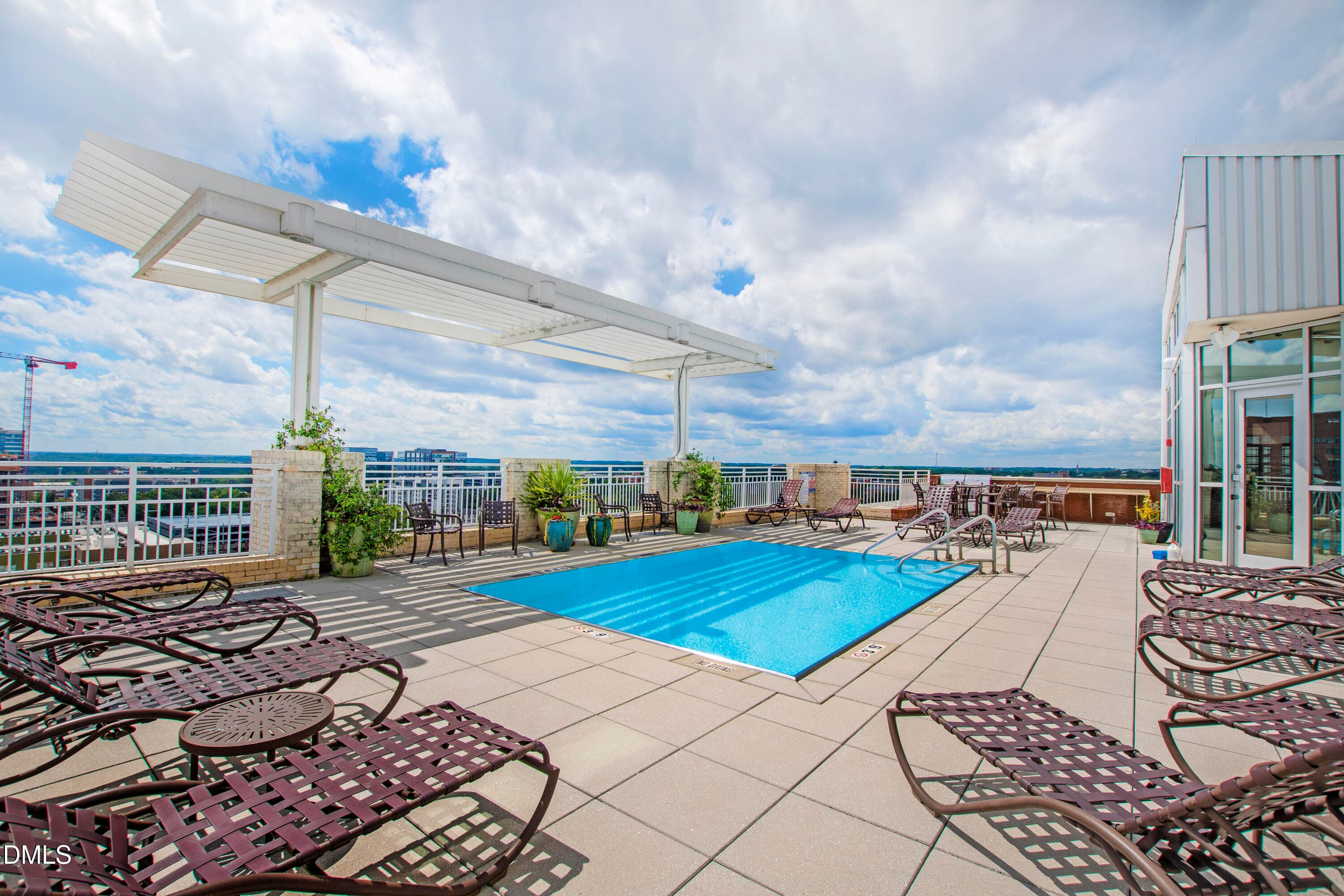 W North (48) - 400 W North Street 1604, Raleigh, NC 27603, Raleigh